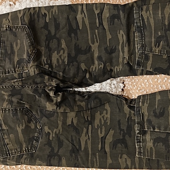 Waimea Camo Jeans - Picture 14 of 14